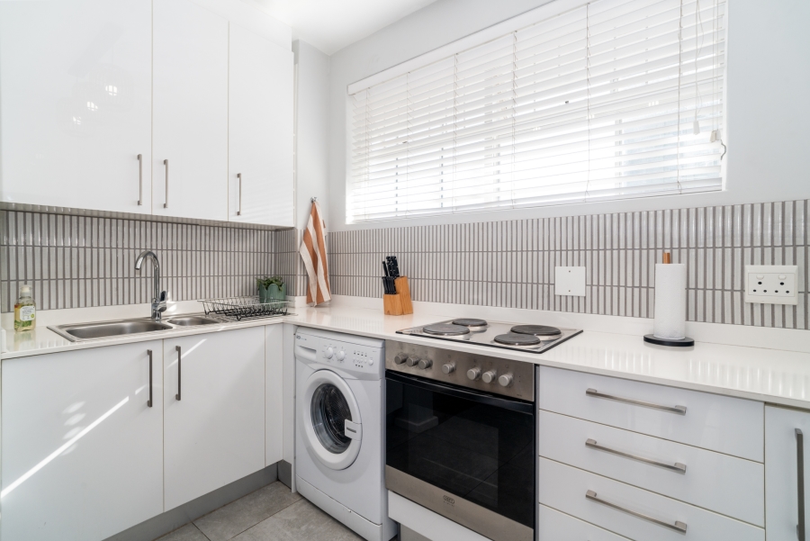 1 Bedroom Property for Sale in Green Point Western Cape